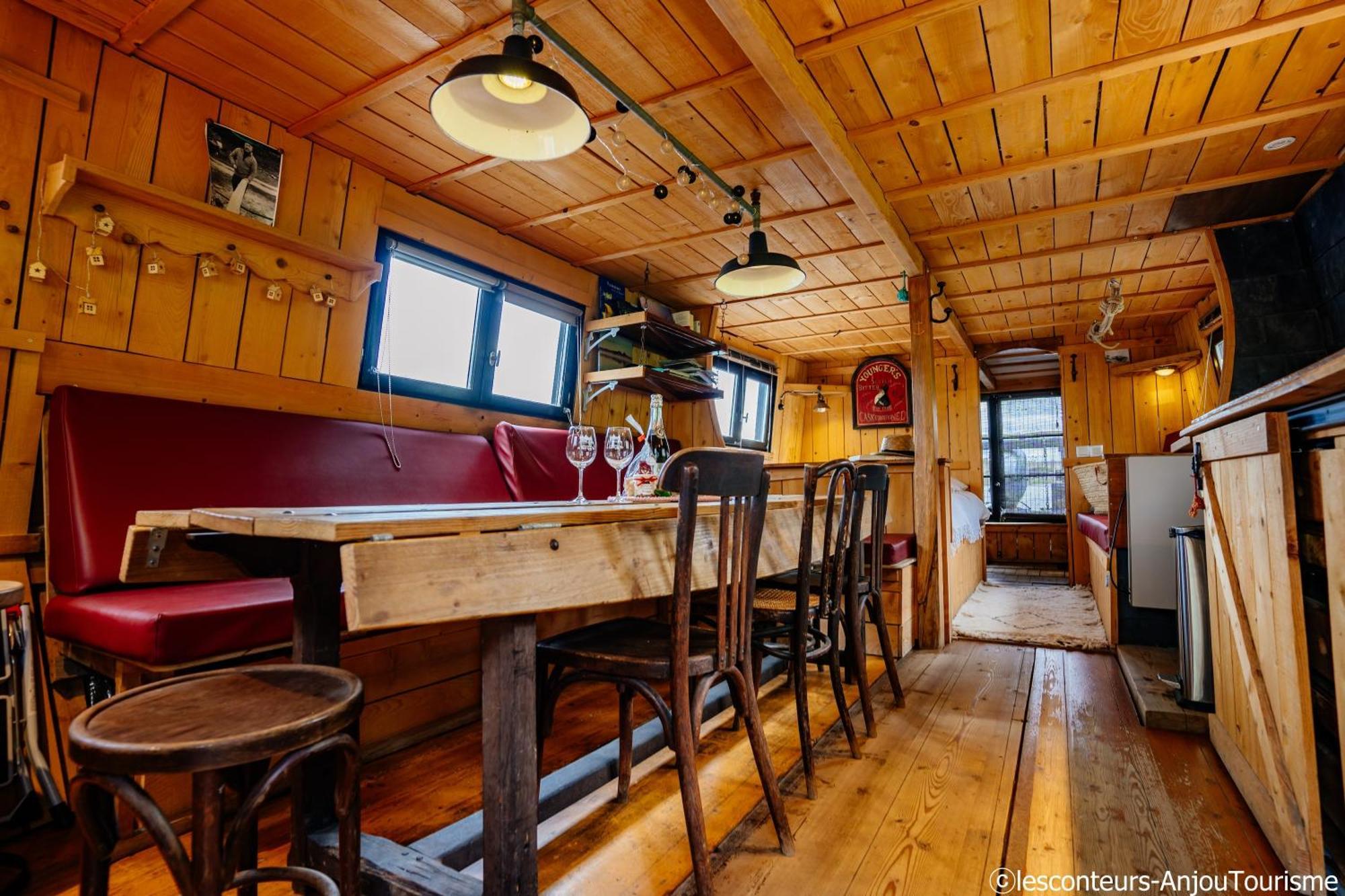 Bateau Le Vent De Travers Botel *
